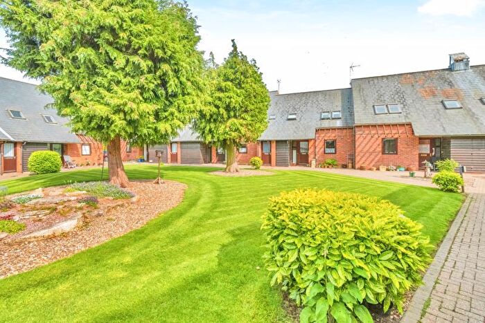 2 Bedroom Property For Sale In Walnut Green, Scarborough Road, Malton, Yorkshire, YO17