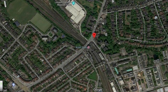 Property To Rent In Central Parade, Gunnersbury Lane, Acton, W3