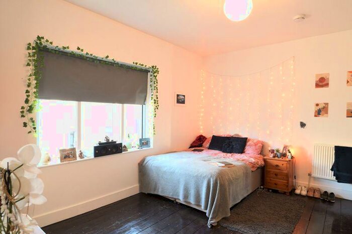 6 Bedroom Flat To Rent In Lewes Road, Brighton, BN2