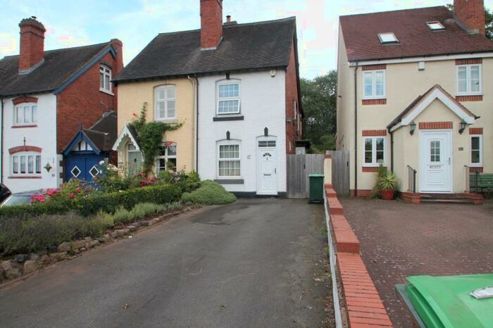 3 Bedroom Semi-Detached House To Rent In Beauty Bank, Cradley Heath, West Midlands, B64