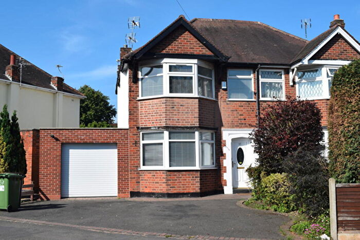 3 Bedroom Semi-Detached House To Rent In St Nicolas Road, Nuneaton, CV11