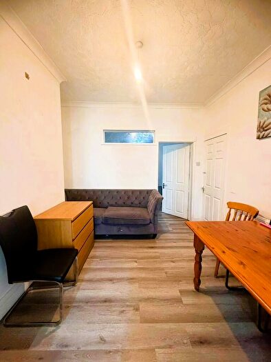 2 Bedroom Flat To Rent In Comet Street, Cardiff(City), CF24