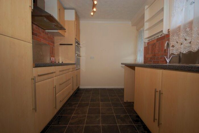 1 Bedroom Flat To Rent In Enterprise House, Uckfield, TN22