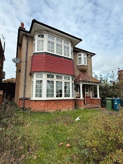 4 Bedroom Detached Villa To Rent In Imperial Drive, Harrow, Middlesex, HA2