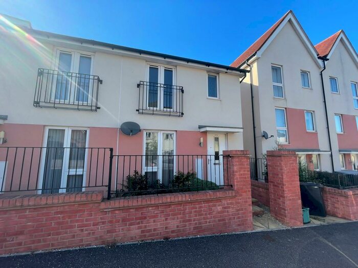 3 Bedroom Semi-Detached House To Rent In Younghayes Road, Cranbrook, Exeter, EX5