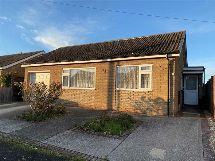 3 Bedroom Detached Bungalow For Sale In Bishops Road, Leasingham, NG34