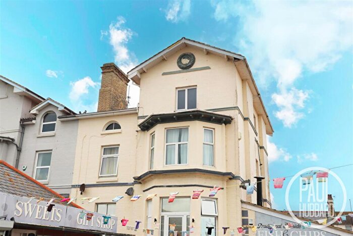 2 Bedroom Flat To Rent In Esplanade, Lowestoft, NR33