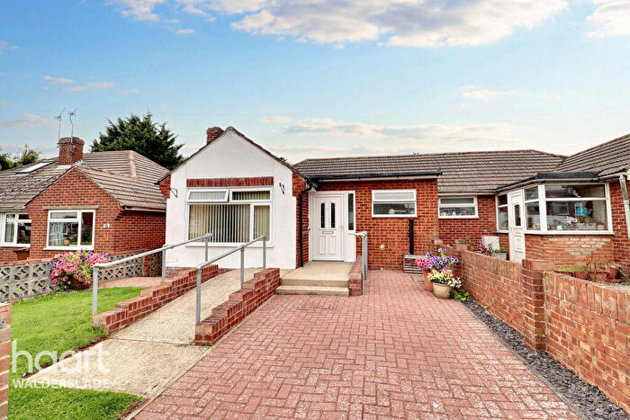 3 Bedroom Semi-Detached Bungalow For Sale In Savage Road, Chatham, ME5