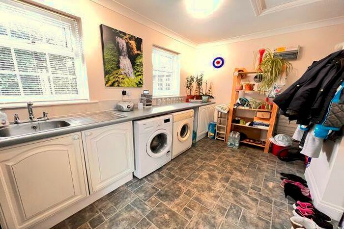 4 Bedroom Detached House For Sale In Trafford Park, Wisbech, Cambridgeshire, PE13