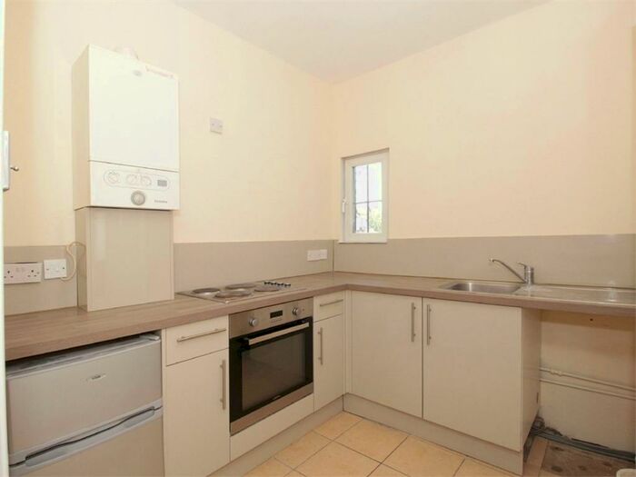 1 Bedroom Flat To Rent In Croydon Road, Beckenham, BR3