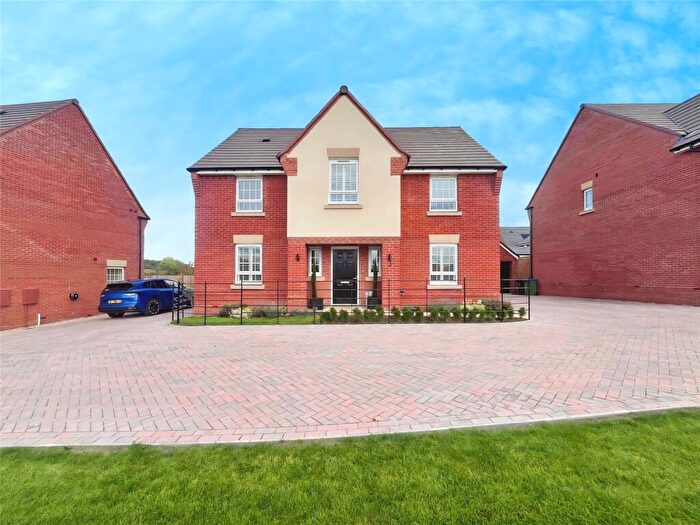 4 Bedroom Detached House For Sale In Yellow Brick Road, Winslow, Buckingham, MK18
