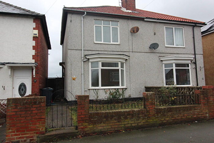 2 Bedroom Semi Detached House To Rent In The Leas, Darlington, DL1