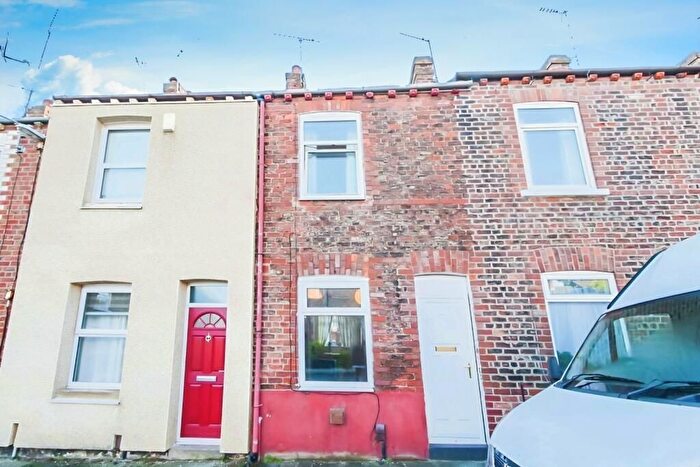 3 Bedroom Terraced House For Sale In Bright Street, York, YO26