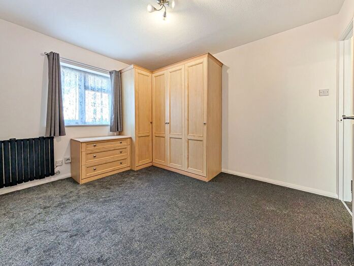 1 Bedroom Maisonette To Rent In Taylors Close, Sidcup, DA14