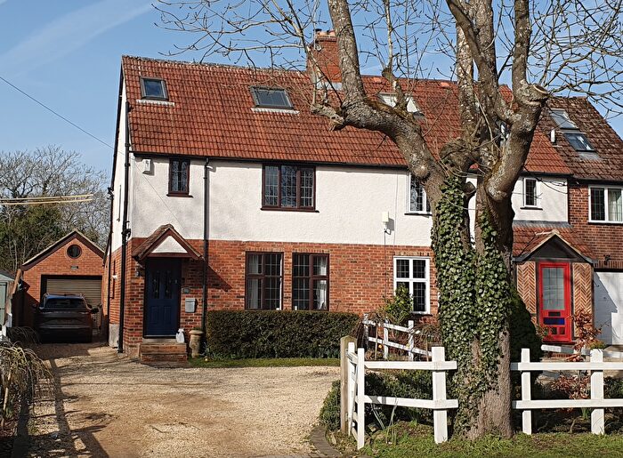 3 Bedroom Semi Detached House For Sale In Fox Lane, Oxford, OX1