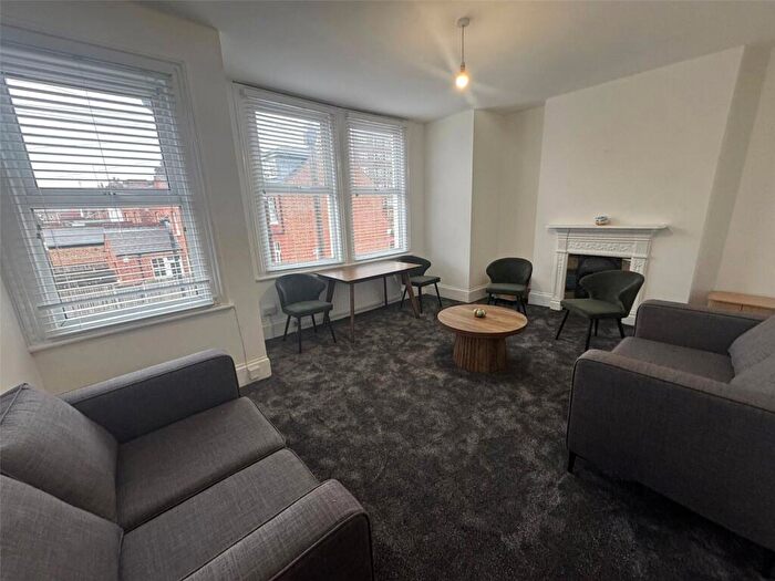 2 Bedroom Apartment To Rent In Larch Road, London, NW2