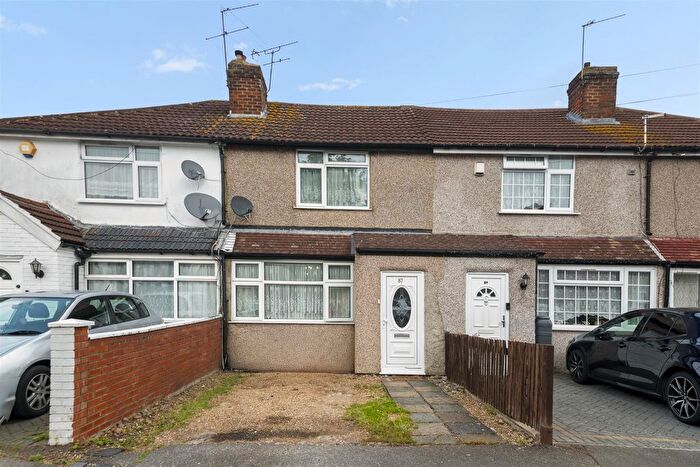 2 Bedroom Terraced House To Rent In Woodstock Gardens, Hayes, UB4