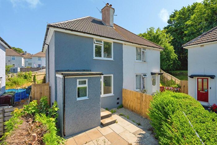 3 Bedroom Semi Detached House For Sale In Vinstone Way, Plymouth, PL5