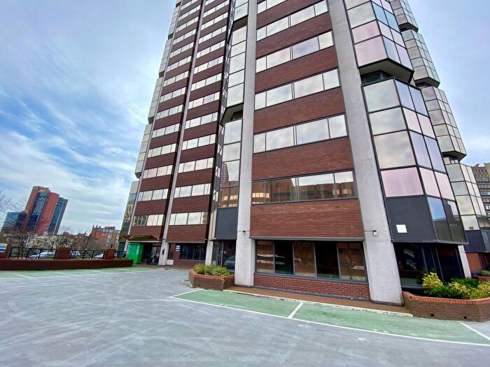 2 Bedroom Flat To Rent In Hagley Road, Edgbaston, Birmingham, B16