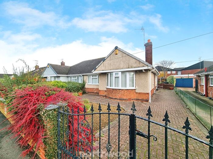 2 Bedroom Semi Detached Bungalow For Sale In Pearwood Crescent, Balby, Doncaster, DN4