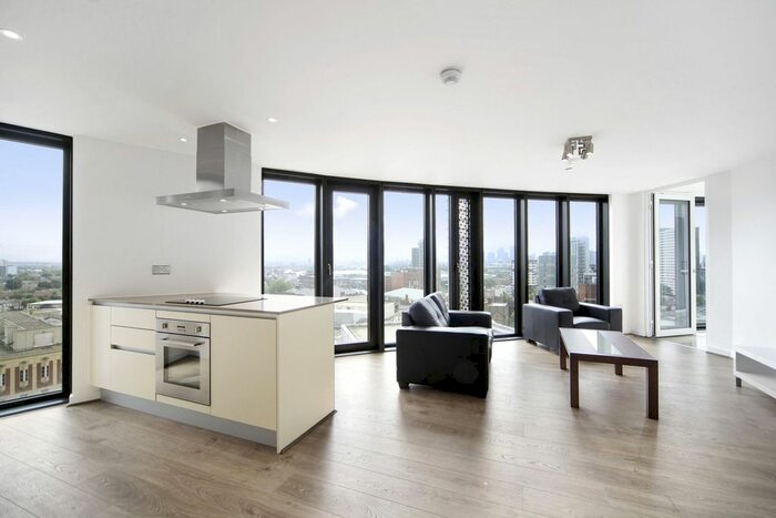 2 Bedroom Flat To Rent In Station Street, London, E15