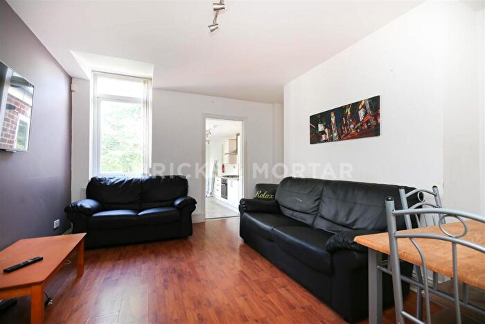 6 Bedroom Maisonette To Rent In (£pppw) Greystoke Avenue, Sandyford, Newcastle Upon Tyne, NE2