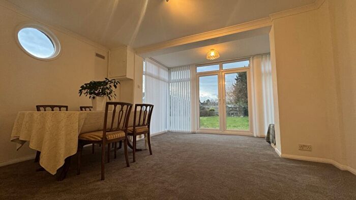 1 Bedroom House To Rent In Lye Green Road, Chesham, HP5