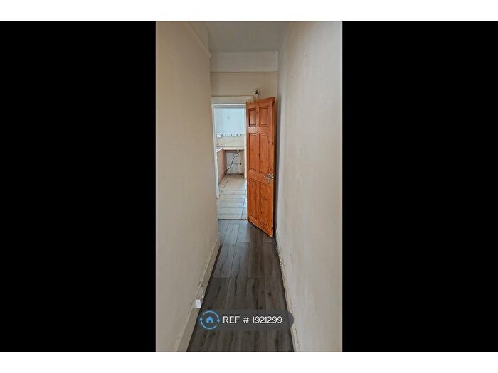 2 Bedroom Detached House To Rent In Althorp Road, Luton, LU3