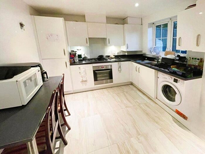 3 Bedroom Semi Detached House For Sale In Harrison Road, Aylesham, Canterbury, Kent, CT3