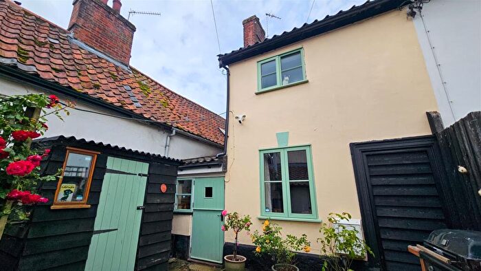 1 Bedroom Semi-Detached House For Sale In Old Post Office Court, Harleston, IP20