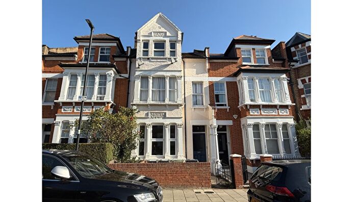 1 Bedroom Flat For Sale In A Lynette Avenue, Clapham, London, SW4
