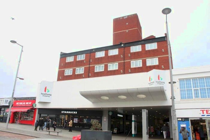 1 Bedroom Flat To Rent In Millard Terrace, Dagenham, Essex, RM10