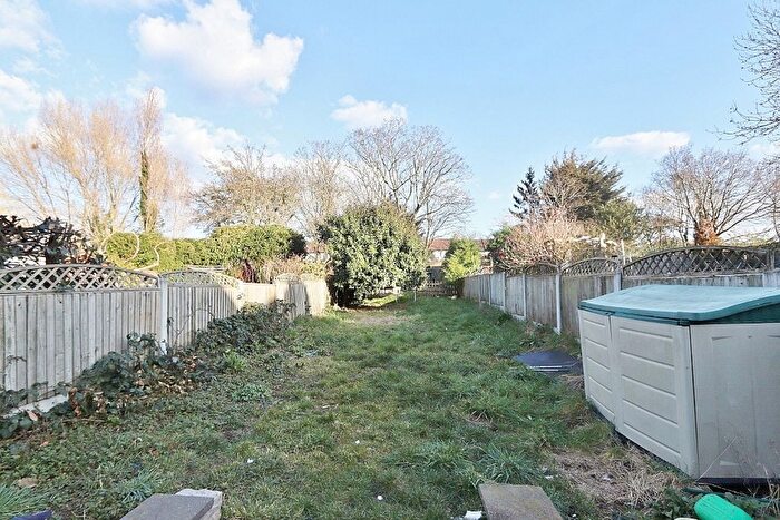 3 Bedroom Terraced House To Rent In Seymer Road, Romford, RM1