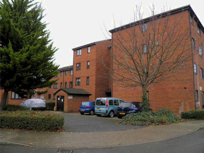 2 Bedroom Apartment To Rent In John Silkin Lane, London, SE8