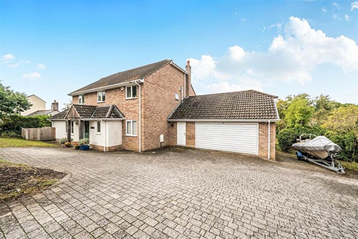 4 Bedroom Detached House For Sale In Piddletrenthide, Dorchester, DT2