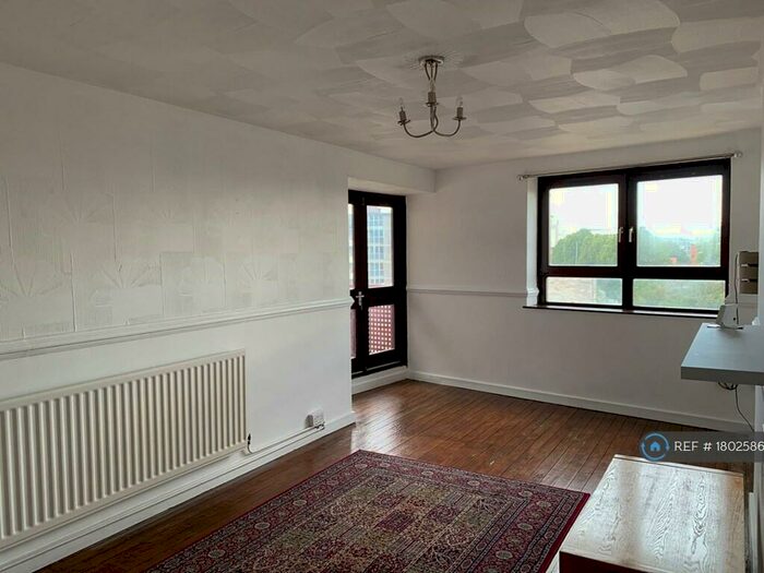 2 Bedroom Flat To Rent In Albert Starr House, London, SE8