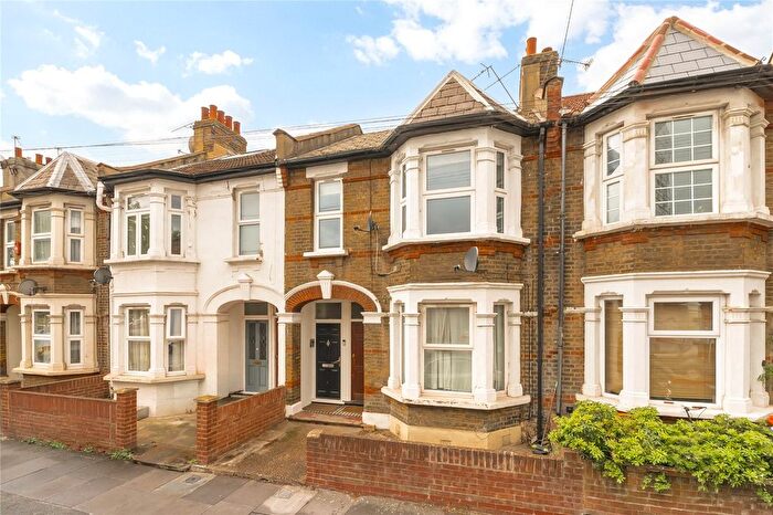 2 Bedroom Flat For Sale In Bisson Road, London, E15