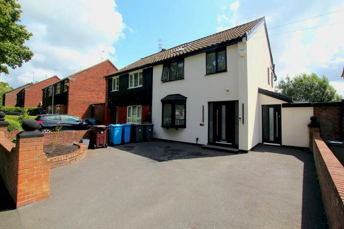 4 Bedroom Semi-Detached House For Sale In Sugar Lane, Knowsley Village, Prescot, L34