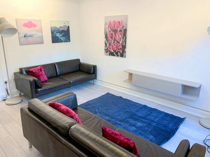 7 Bedroom Town House To Rent In Spear Road, Southampton. Id #, SO14