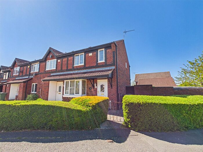 3 Bedroom End Of Terrace House For Sale In Homestead Avenue, Wall Meadow, Worcester, Worcestershire, WR4