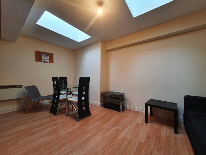2 Bedroom Flat To Rent In Clifton Street, Adamsdown, Cardiff, CF24