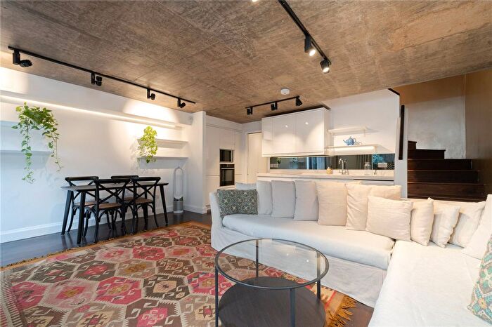 2 Bedroom Maisonette To Rent In Casterbridge, Dartmouth Close, London, W11