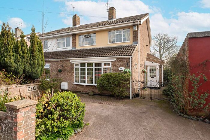 3 Bedroom Semi Detached House For Sale In Gorleston Road, Oulton, NR32