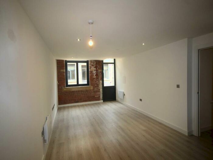 1 Bedroom Flat To Rent In Conditioning House, BD1