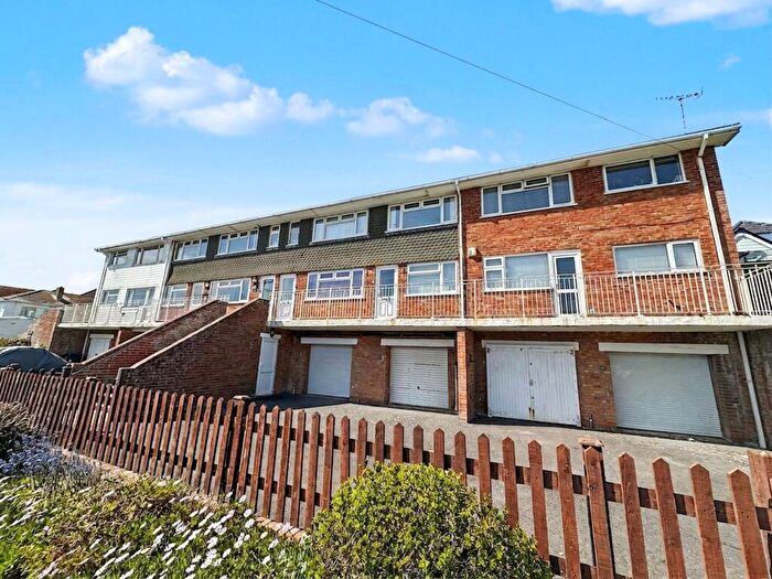 2 Bedroom Flat To Rent In Bannings Vale, Saltdean, BN2
