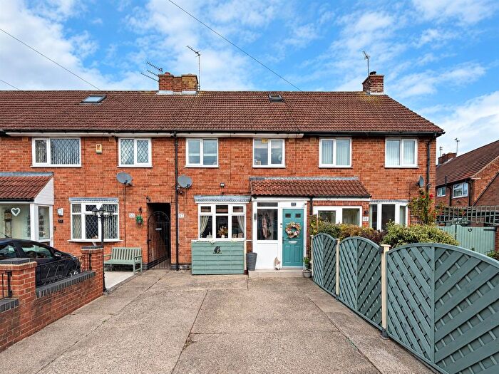 3 Bedroom Terraced House For Sale In Bramham Grove, York, YO26