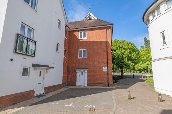 3 Bedroom Flat For Sale In Creine Mill Lane South, Canterbury, Kent, CT1