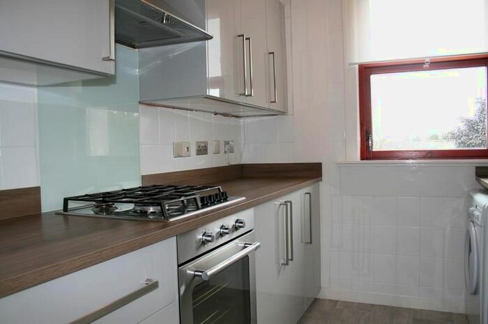 2 Bedroom Flat To Rent In Hepburn Street, Dundee, DD3