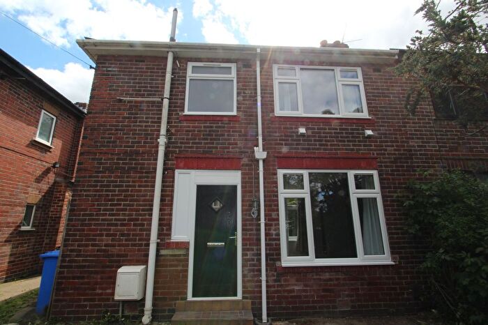 2 Bedroom Semi-Detached House To Rent In Larch Hill, Handsworth, Sheffield, S9