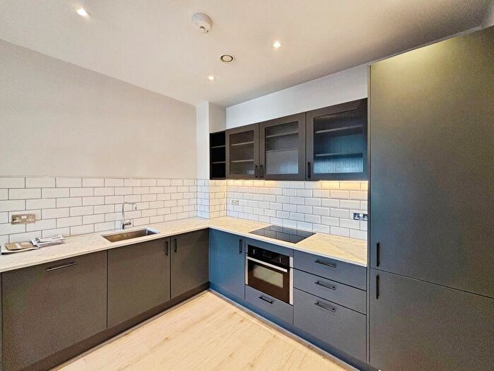 1 Bedroom Flat To Rent In Pembroke Broadway, Camberley, Surrey, GU15